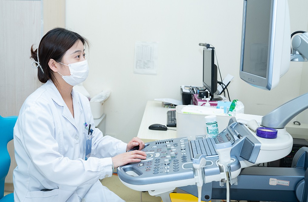 上海仁爱医院妇科：三甲专家领衔，守护女性全周期健康